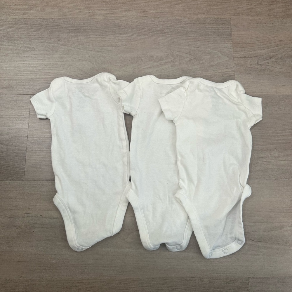 Newborn Bundle Set - Picture 6 of 8